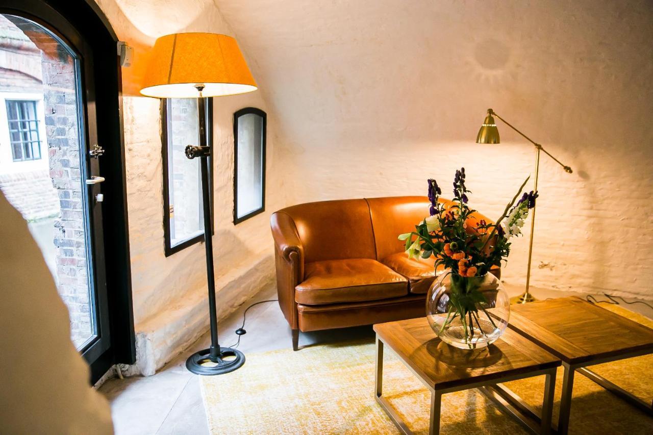 Het Sluijmerhuis Bed & Breakfast Utrecht Ngoại thất bức ảnh