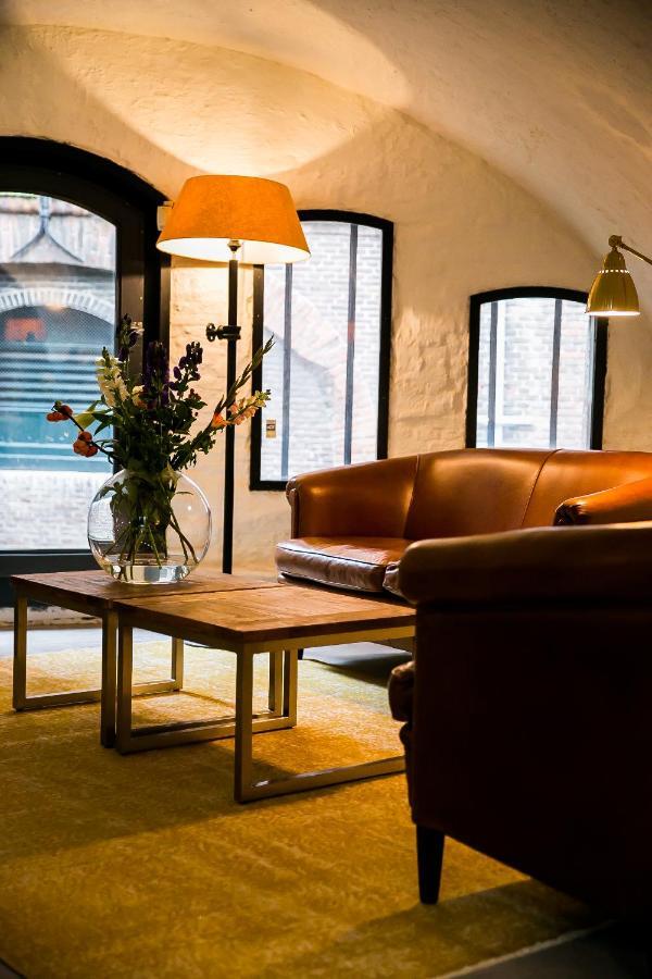 Het Sluijmerhuis Bed & Breakfast Utrecht Ngoại thất bức ảnh
